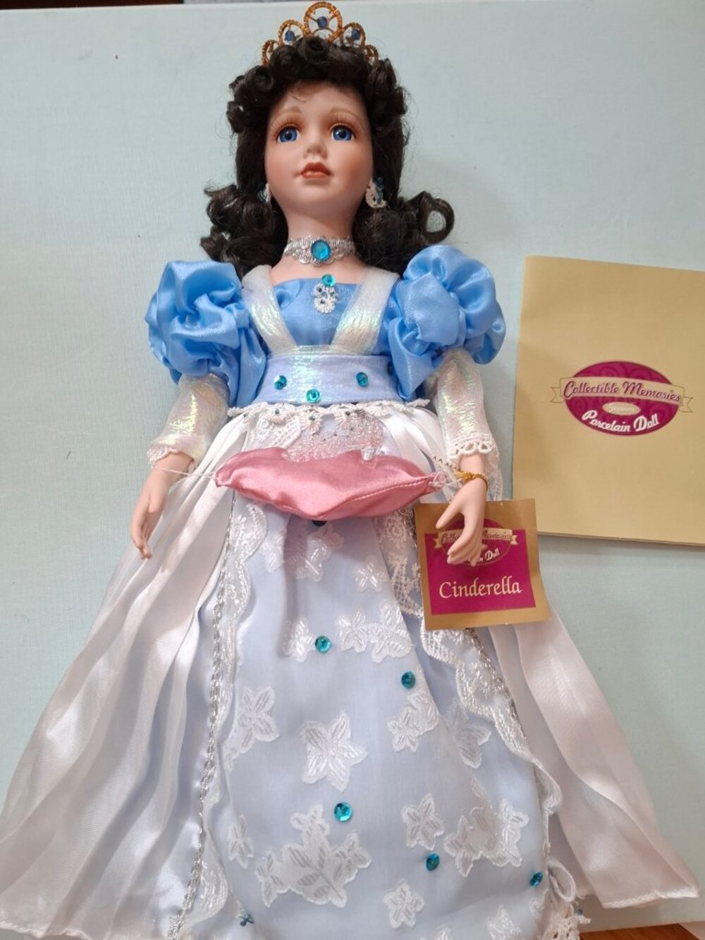 Cinderella Porcelain Doll Collectible Memories 16"